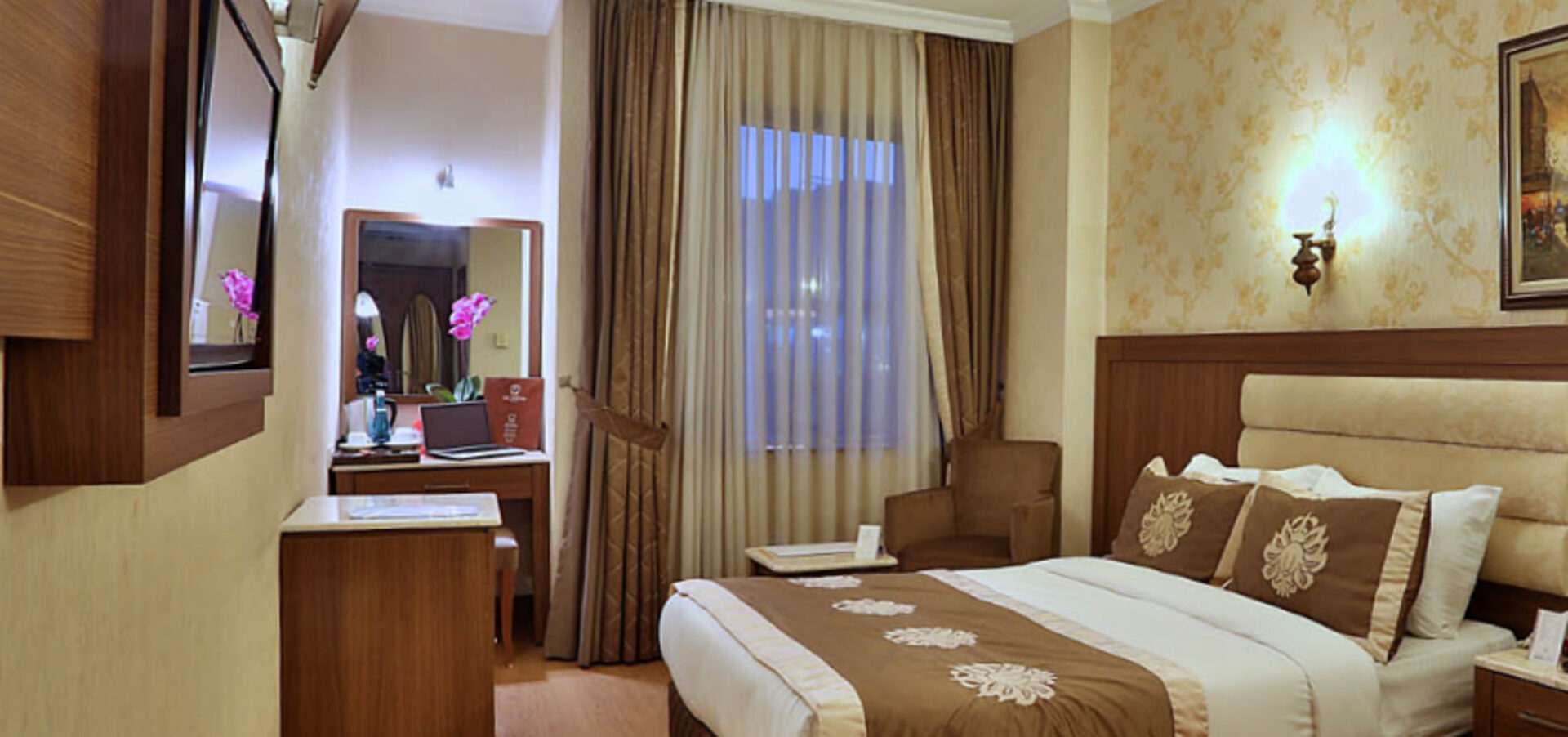 Grand Hilarium Hotel бронировать отель - Стамбул, 4*, Турция - mobile site