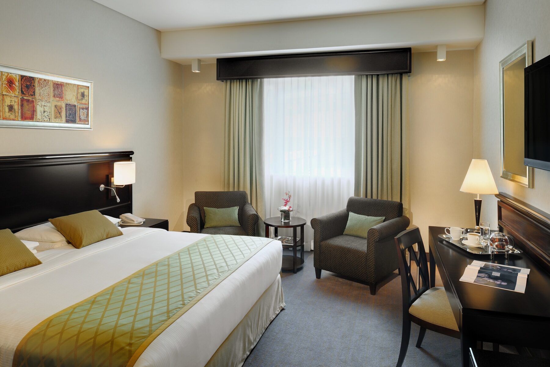 Ramada plaza by wyndham dubai 4. Crowne Plaza Dubai Jumeirah 5. Crowne Plaza Jumeirah Dubai (Jumeirah, Dubai). Ramada Дубай отель. Crowne Plaza Dubai Jumeirah номера.