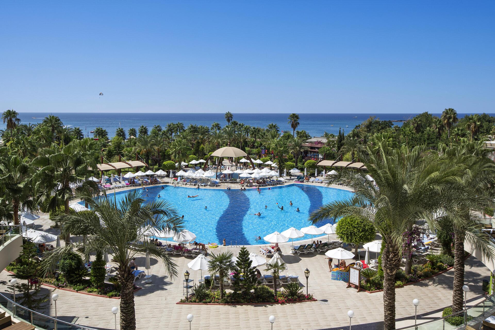 Saphir resort spa турция аланья. Сапфир Резорт спа. Saphir Resort Spa 5. Sapphire Resort Spa 5 Турция. Отель Saphir Resort & Spa 5*.