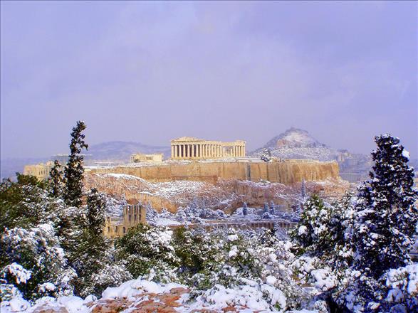 Акрополь в снегу