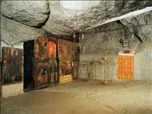 Праздник в пещере Апокалипсиса из Салоник